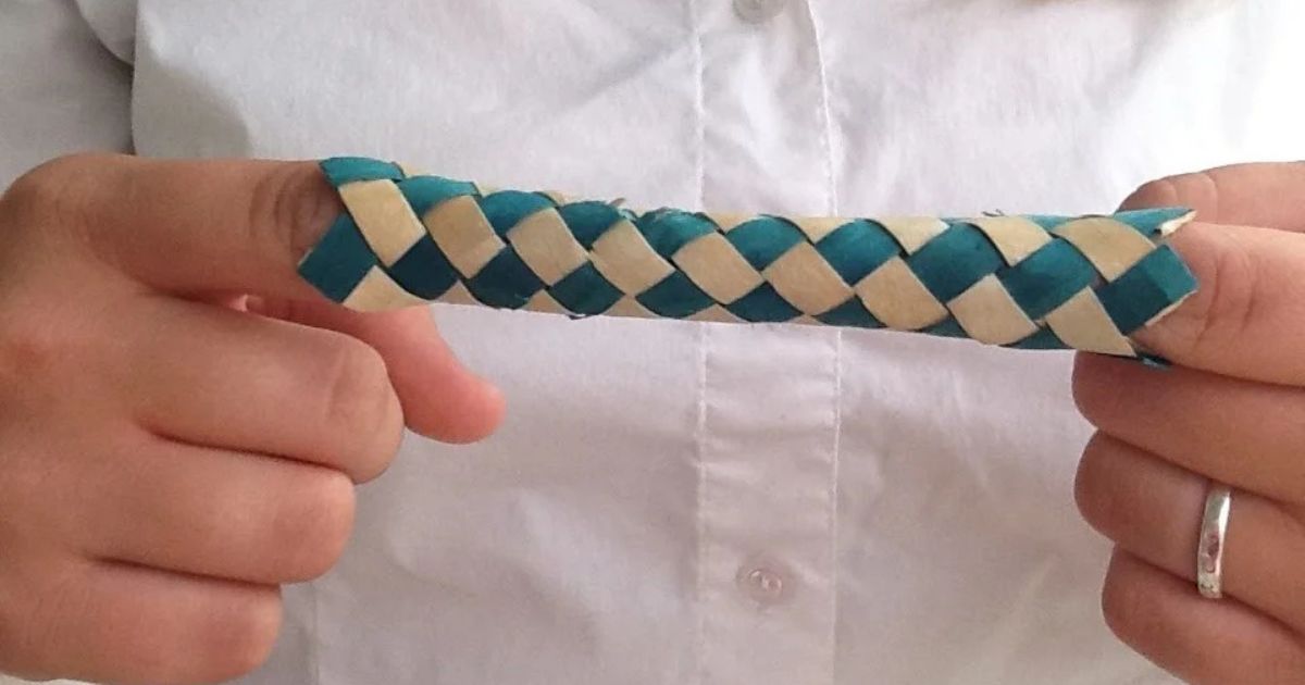 chinese finger trap